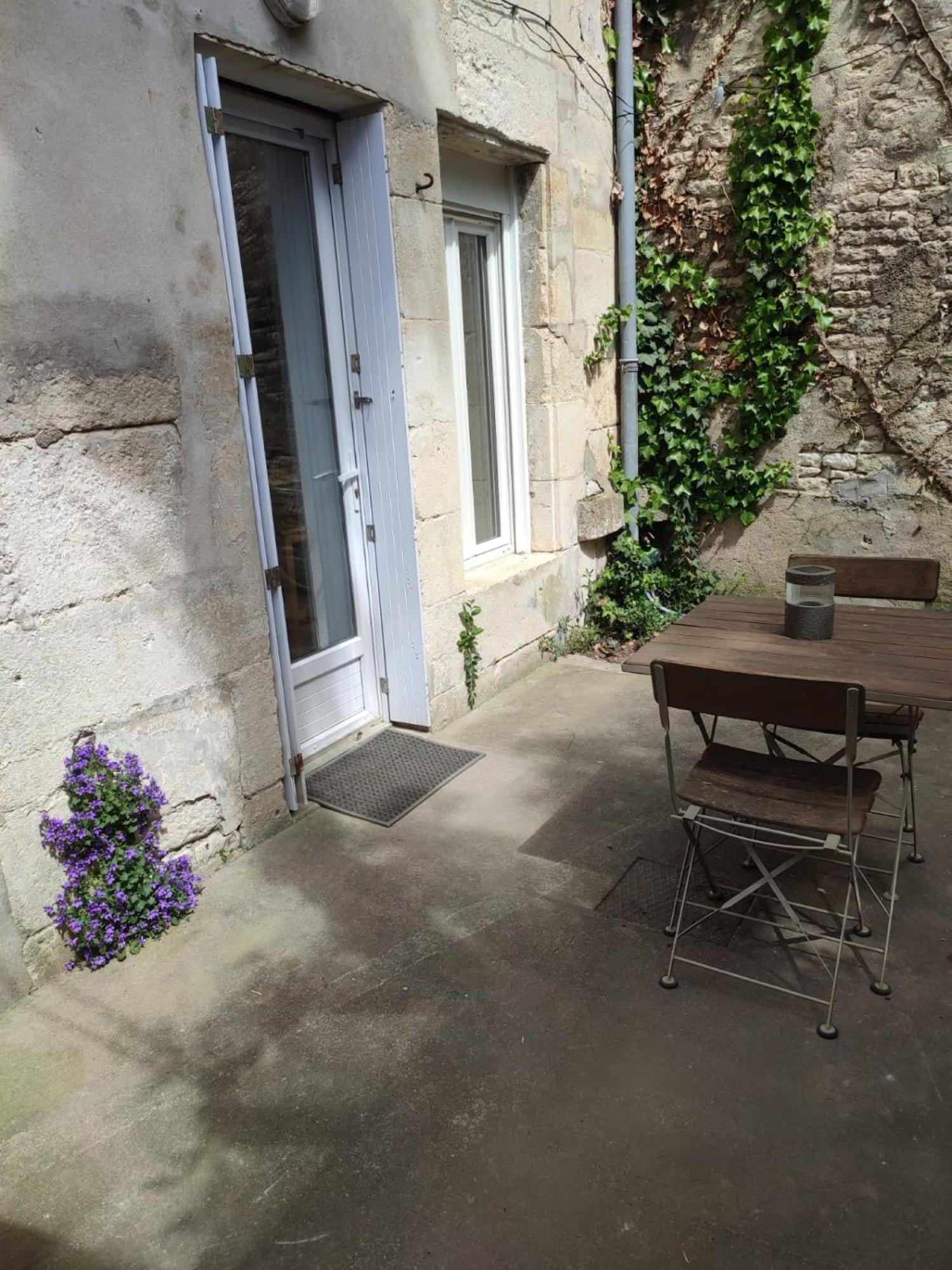 L'Escale Niortaise - Centre-Ville - 10Mn Gare - Wifi - Netflix Chambre photo